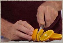 Cortando la naranja